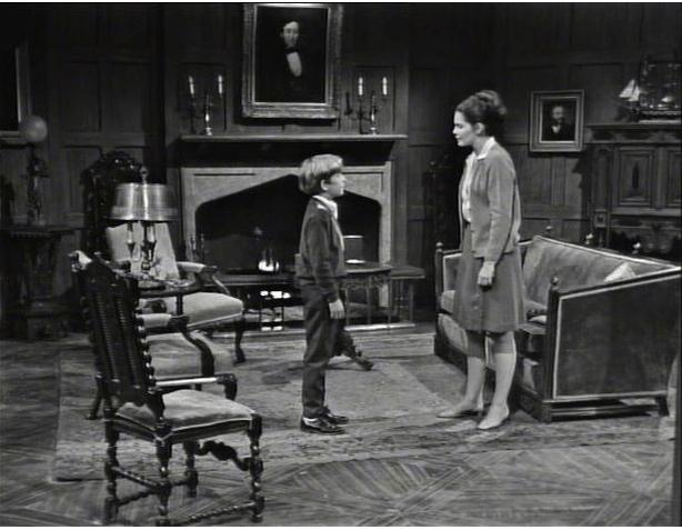 David throws a chair in Vicki's direction